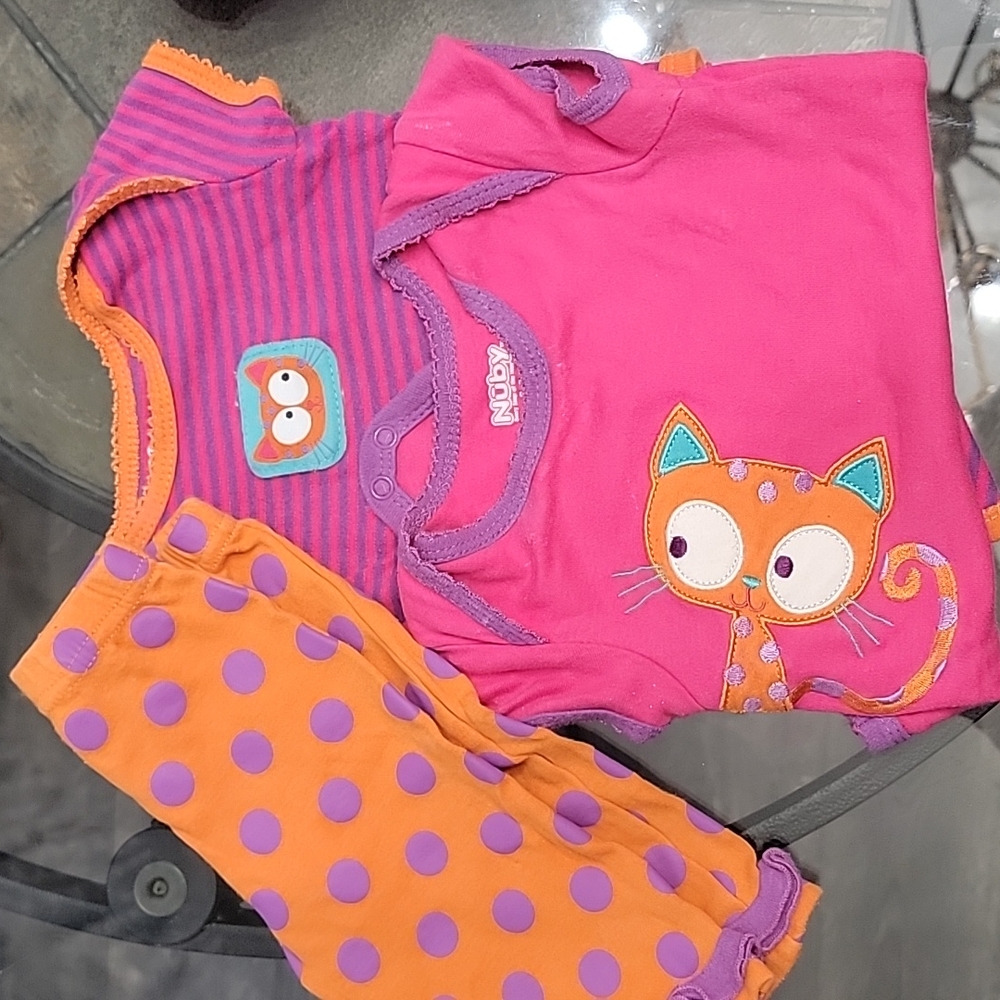 NUBY size 6-9months